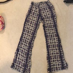 Brandy Melville flowy pants